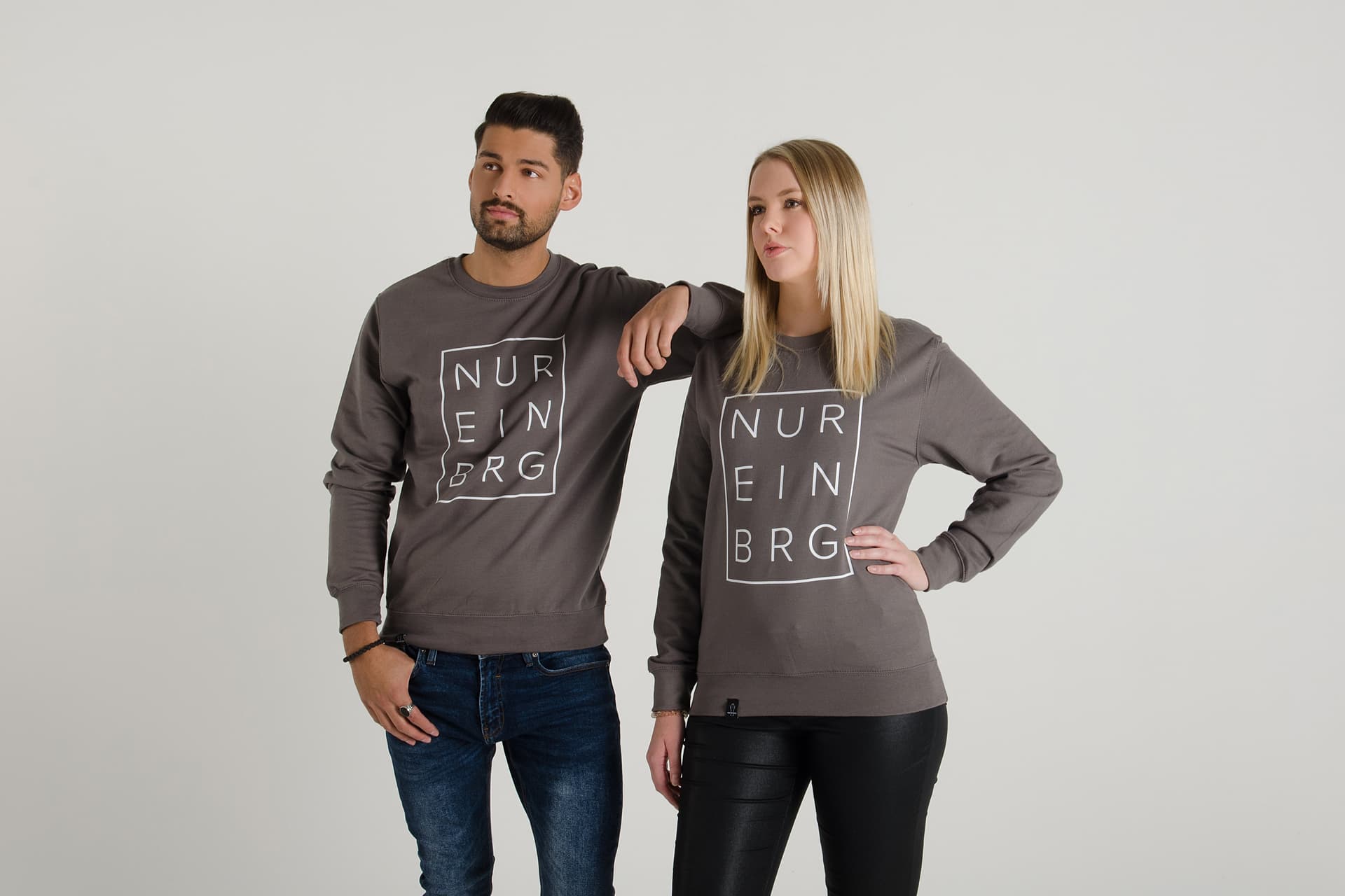 nureinberg-basic-sweatshirt